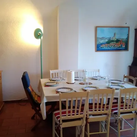 8 Pers, Proche Plage, Terrasse, Secteur Calme, Animaux Ok, - Fr-1-796-67 Gruissan